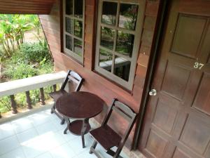 Балкон или терраса в The Krabi Forest Homestay