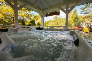 Bazén v ubytování Relax House Narty nebo v jeho okolí