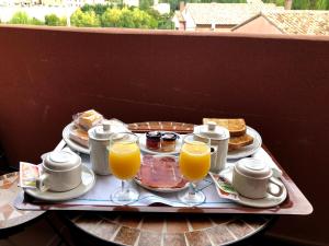 Možnosti snídaně pro hosty v ubytování Hotel Doña Blanca