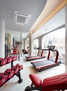 Fitness centrum a/nebo fitness zařízení v ubytování Lalila Blue Suites