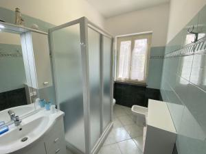 Koupelna v ubytování B&B Il Moai