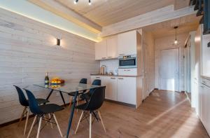 Kitchen o kitchenette sa GVC 3-room 422 New Gudauri