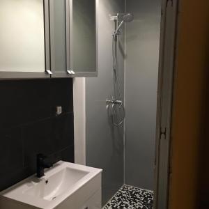 Ein Badezimmer in der Unterkunft Zimmer in Kaiserslautern