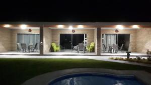 Bazén v ubytování Settle inn Self Catering Units nebo v jeho okolí