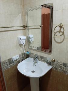 A bathroom at Kazbegi Guide