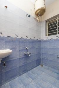 Misty Meridian Serviced Apartments tesisinde bir banyo