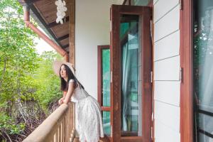Balkón nebo terasa v ubytování À La Koh Kood Resort