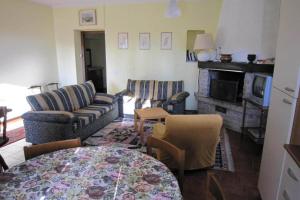 A seating area at Agriturismo Monterosso