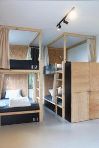 Postel nebo postele na pokoji v ubytování NANO Eco-Hostel + 37 fotografií