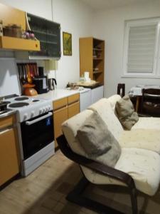 Köök või kööginurk majutusasutuses Vila I