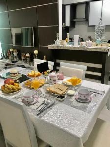 Φαγητό σε αυτό το δωμάτιο σε οικογενειακή κατοικία ή κάπου εκεί κοντά