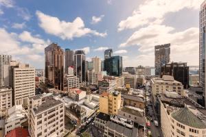 Uma vista geral de Auckland ou a vista da cidade a partir do aparthotel