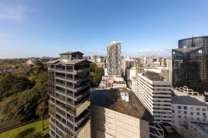 Uma vista geral de Auckland ou a vista da cidade a partir do aparthotel