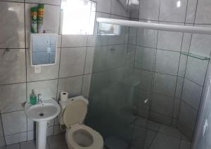 Koupelna v ubytování Apartamento próximo ao Aeroporto de Florianópolis.
