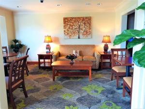 Gallery image of Staybridge Suites Houston - Willowbrook by IHG in Houston +34 photos
