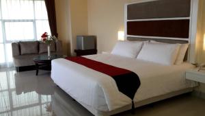 Gallery image of President Executive Club in Cikarang