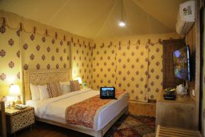 Katil atau katil-katil dalam bilik di Ananta Spa & Resort, Pushkar