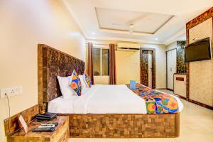 Gallery image of FabHotel CT Palace New Market in Bhopal