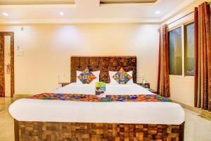 Gallery image of FabHotel CT Palace New Market in Bhopal