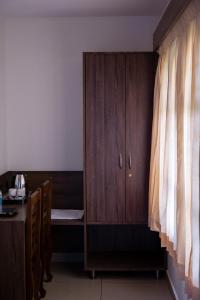 门格洛尔Hotel Sharda Residency的相册照片