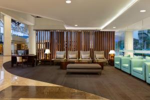 Posezení v ubytování Hotel Santika Bandung