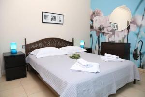 Zdjęcie z galerii obiektu Luxury heated pool Villa w mieście Lagonissi +30 zdjęć