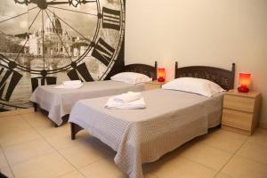 Zdjęcie z galerii obiektu Luxury heated pool Villa w mieście Lagonissi