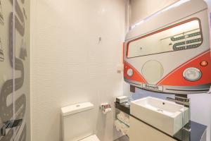 Un baño de Dorsett Tsuen Wan, Hong Kong