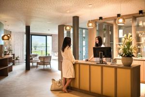 Hosté ubytování Weinegg Wellviva Resort + 37 fotografií