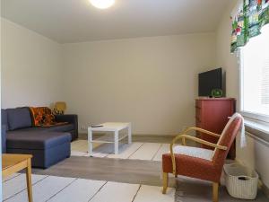 Posezení v ubytování Holiday Home Itäkoski 1 by Interhome + 15 fotografií