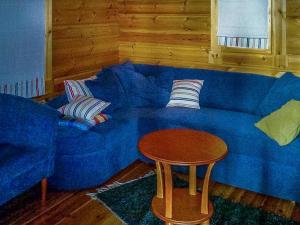 Posezení v ubytování Holiday Home Niinimökki by Interhome