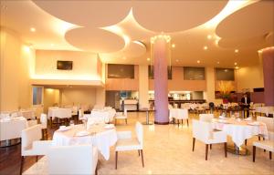 Restaurace v ubytování TTC Hotel - Ngoc Lan