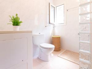 Kúpeľňa v ubytovaní Holiday Home Villa Karoline by Interhome