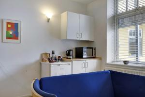 Kuhinja oz. manjša kuhinja v nastanitvi Hotel Garni