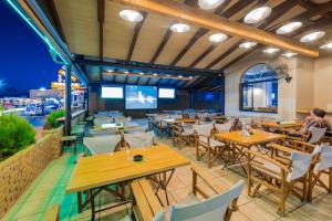 Restoran või mõni muu söögikoht majutusasutuses Hotel Cronulla