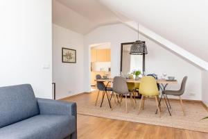 Posezení v ubytování Tyr Apartments by Heimaleiga + 37 fotografií