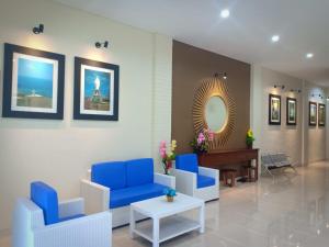 Merlin Hotel的休息区