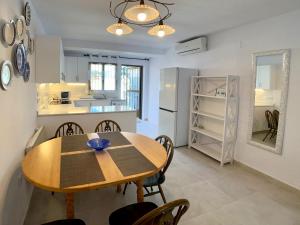 Zdjęcie z galerii obiektu Clubrent - Townhouse La Merced w mieście Calpe
