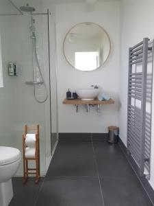 Koupelna v ubytování Blue Ocean Guest Suites