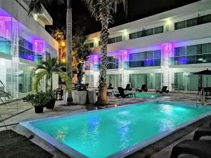 Bazén v ubytování Hotel Los Cocos Chetumal nebo v jeho okolí