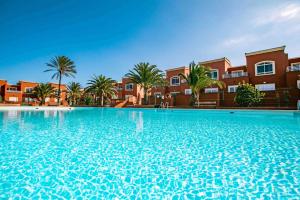 The swimming pool at or close to Home FTV, by Comfortable Luxury