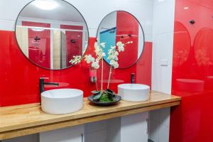 Um banheiro em Mad Monkey Hostel Coogee Beach