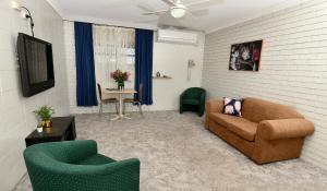 Gallery image of Burke and Wills Motor Inn in Moree