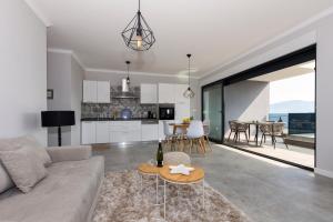 Nhà bếp/bếp nhỏ tại Petra's Place - Sea view apartment