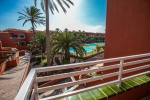 The swimming pool at or close to Home FTV, by Comfortable Luxury