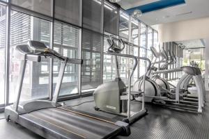 Fitness centrum a/nebo fitness zařízení v ubytování Rex Ollie @ The Elements Ampang