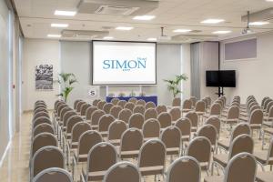 Zona business o sala conferenze di Simon Hotel