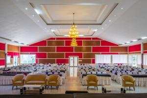 Posezení v ubytování Narima Resort Hotel + 33 fotografií