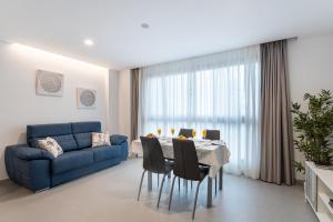 Posezení v ubytování VV LOYANT CANTERAS "by henrypole home"