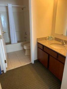 Gallery image of Host Inn an All Suites Hotel in Wilkes-Barre +9 photos